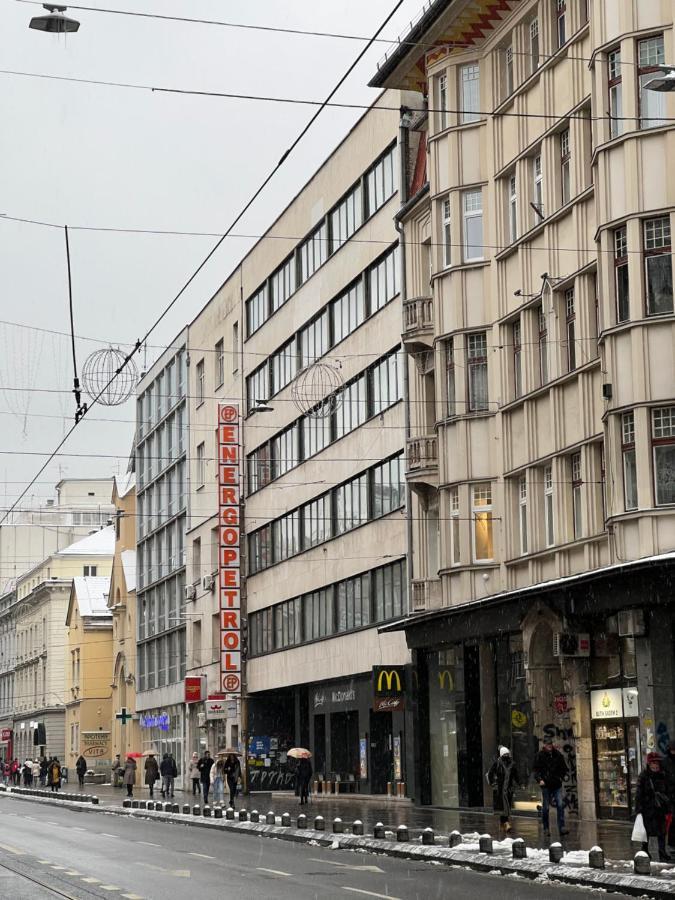 Modern And Bright Apartments - Main Street Saraievo Exterior foto